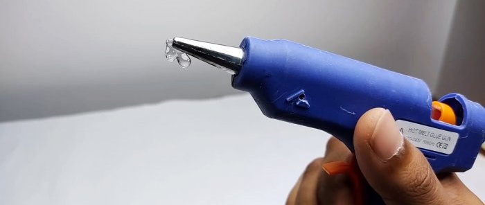 Hur man konverterar en vanlig limpistol till en batteridriven