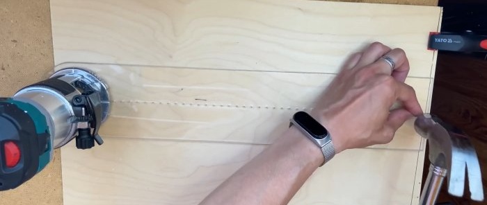 How to easily expand the functionality of an edge router using homemade plexiglass soles