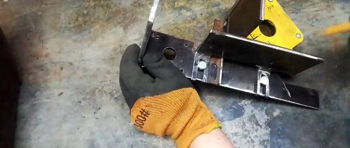 Wie man aus einer Schleifmaschine mit eigenen Händen eine Bandschleifmaschine herstellt