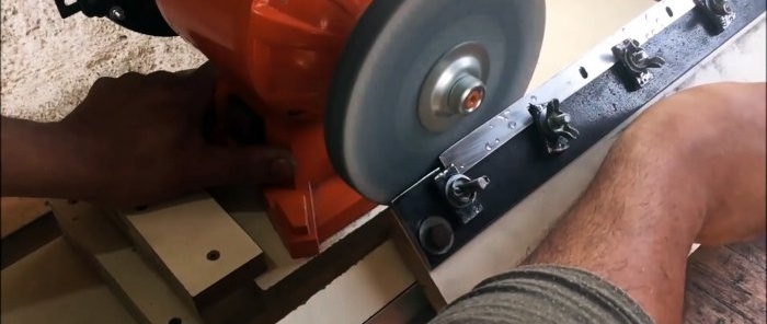 Sådan laver du en anordning til slibning af knive på en fugemaskine
