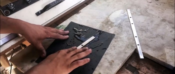 How to make a device for sharpening knives on a jointer
