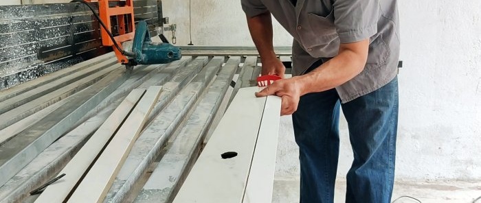 Jak vyrobit zařízení pro rovnoměrné lámání porcelánových dlaždic podél řezné linie