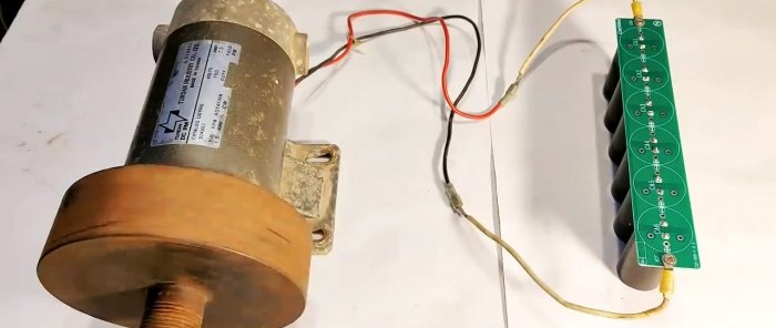 How to make a 12V 100A supercapacitor battery for any load
