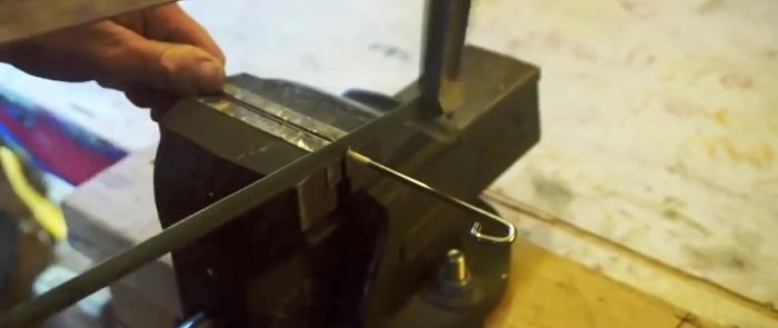 How to make simple but reliable window latches