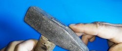 Como calçar um martelo de forma confiável e permanente com uma cunha de parafuso