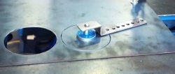 Com fer un dispositiu senzill per tallar cercles amb una torxa de plasma