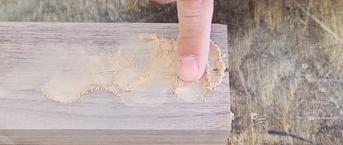 5 life hacks για την εξάλειψη ελαττωμάτων ξύλου χρησιμοποιώντας υπερκόλλα