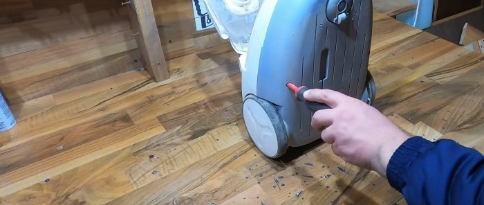 How to make a self-winding extension cord from an old vacuum cleaner