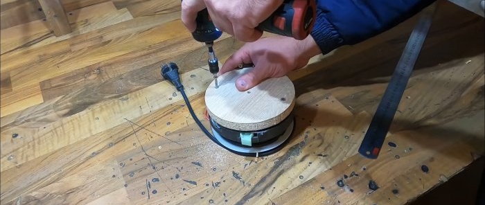 Како направити продужни кабл са самонамотавањем од старог усисивача
