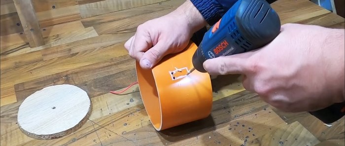 How to make a self-winding extension cord from an old vacuum cleaner