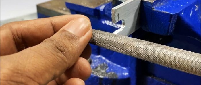 Jak zrobić kompaktową szlifierkę ręczną za pomocą silnika prądu stałego 775