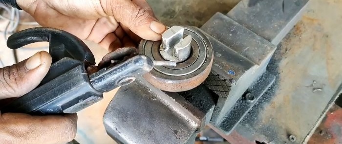 How to Make a Bearing Jig for Easy and Fast Chain Making