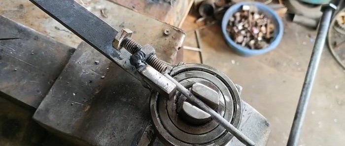 How to Make a Bearing Jig for Easy and Fast Chain Making