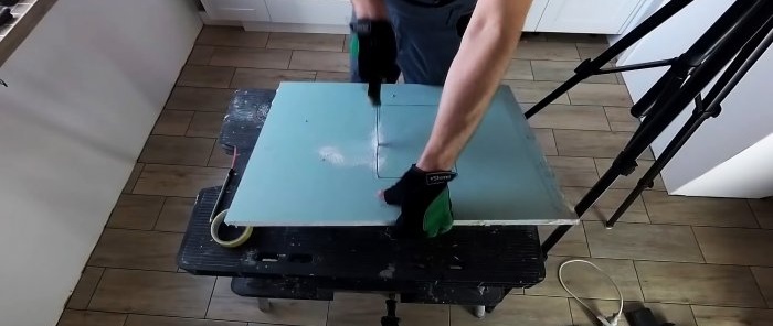 Cum să faci o trapă ascunsă sub o cadă cu propriile mâini