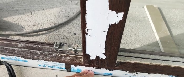 How to remove old film from a plastic window