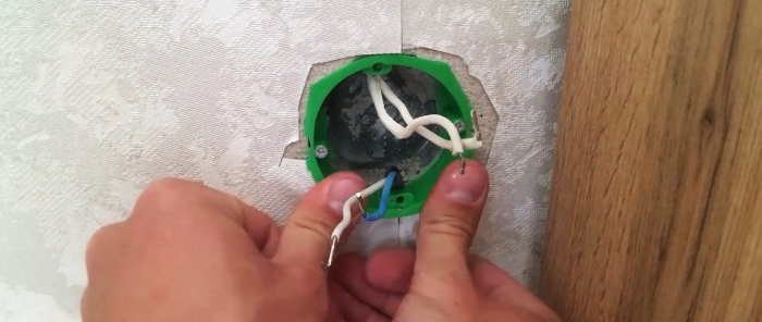 Hoe u een uitvallend stopcontact voor eens en voor altijd kunt repareren