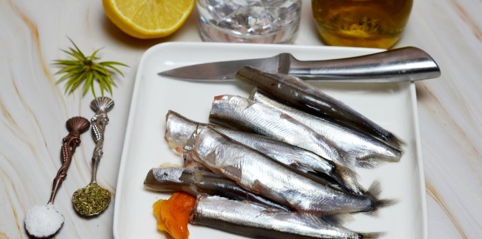 Come cucinare il capelin in pastella di tempura