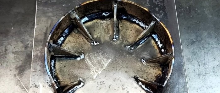 Wie man aus Altmetall ein einfaches Gerät herstellt, mit dem man ein Rohr schnell zu einem Ring biegen kann