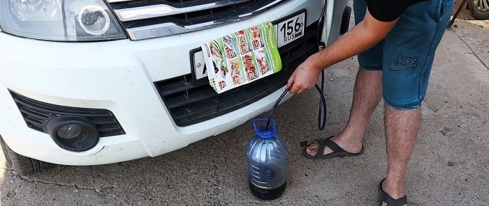 Come realizzare un dispositivo di pompaggio universale da una vecchia pompa del carburante
