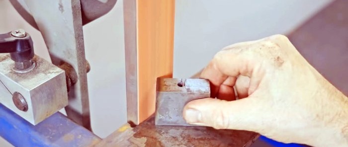 Kako napraviti uređaj i napraviti zglobne šarke vlastitim rukama