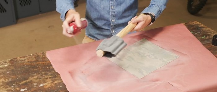 Jak pokryć teksturowaną powierzchnię tkaniną kamuflażową na przykładzie kabury