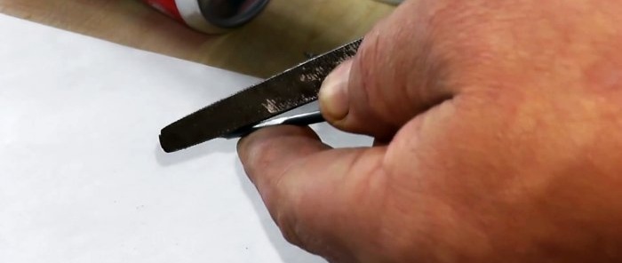 Cum să lipiți aluminiul cu lipire obișnuită folosind un cui