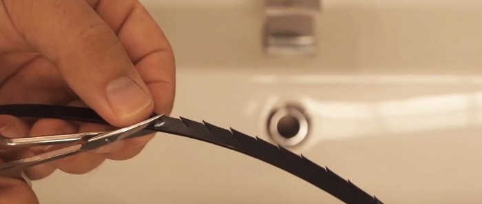 How to clean a sink and bathtub drain without dismantling the siphon
