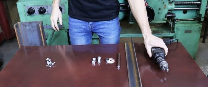 Cómo cortar acero con un tornillo autorroscante
