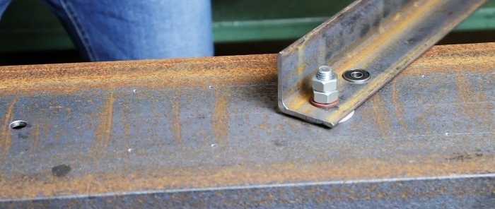 How to cut steel with a self-tapping screw