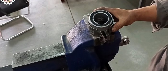 How to make a double bearing housing from available materials