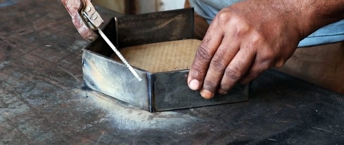 Ako lacno vyrobiť formu z kovového šrotu a liatych dlažieb