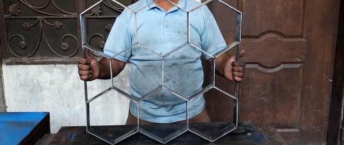 Paano gumawa ng amag mula sa scrap metal at cast paving tiles nang mura