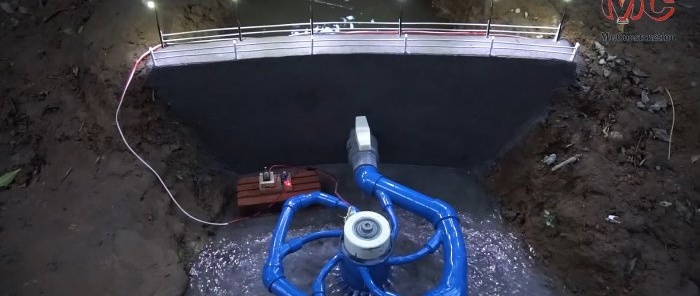 Wie man ein Mini-Wasserkraftwerk an einem Bach mit hohem Wirkungsgrad baut, das keinen hohen Druck erfordert