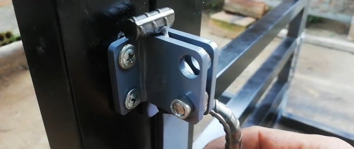 איך להכין תפס דלת סגירה עצמית עם ידית משאריות מתכת