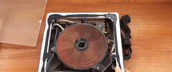 Como fazer um aquecedor instantâneo a partir de um fogão de indução para forjar e endurecer metal