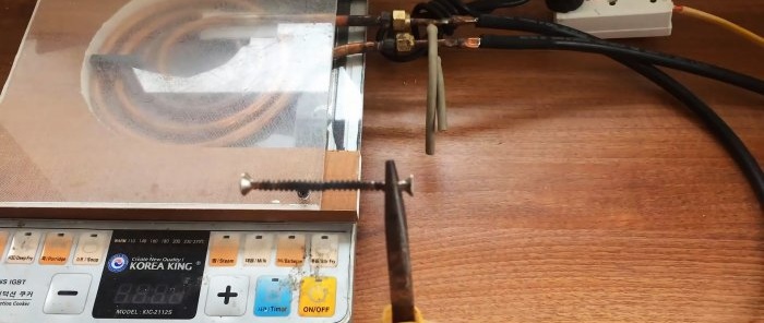Come realizzare un riscaldatore istantaneo da un fornello a induzione per forgiare e indurire il metallo
