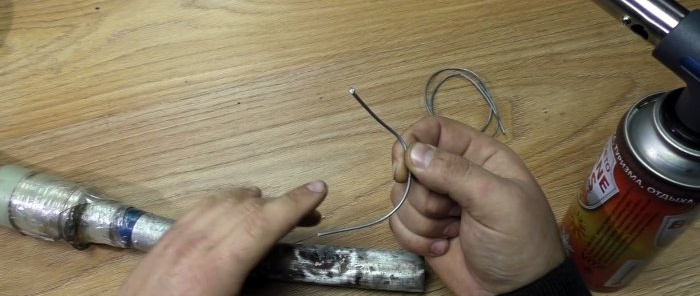 En elementär metod för att löda aluminium med en gasbrännare