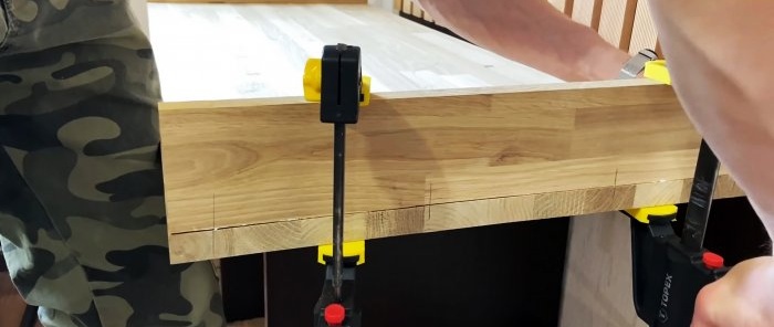 How to make a floating computer desk
