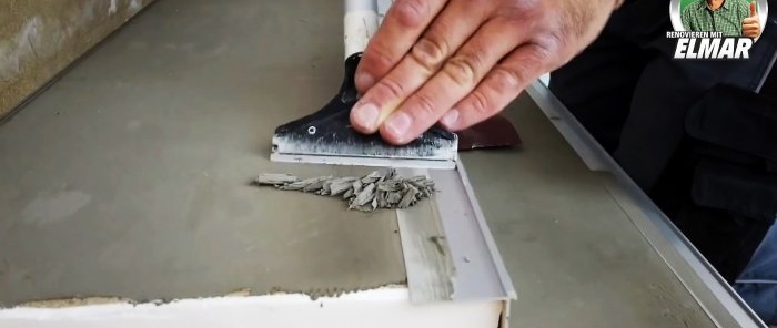 Cum să decorezi frumos o scară din lemn cu plăci de vinil