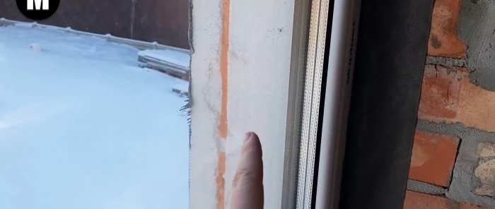Kā novērst kondensāta veidošanos uz plastmasas logiem jūsu mājās