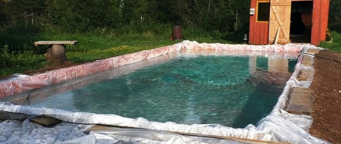 Sådan laver du en kæmpe pool til næsten ingenting