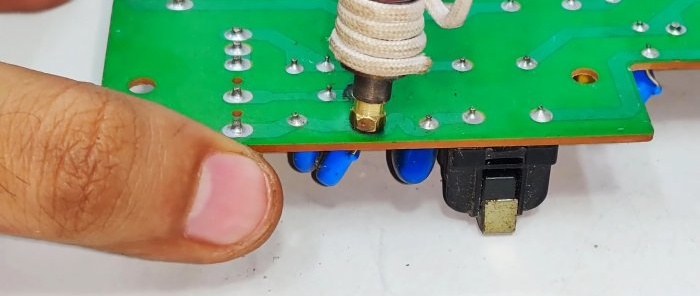 Cómo hacer una bomba desoldadora calentada para desoldar cómodamente placas de circuito en piezas