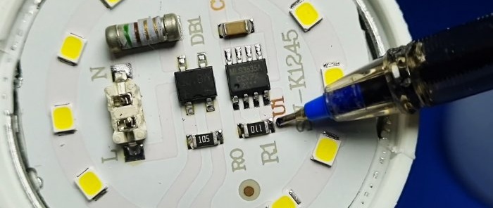 Cómo hacer una lámpara LED con niveles de luz ajustables