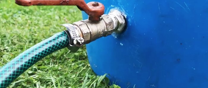 How to install a tap in a tank or barrel