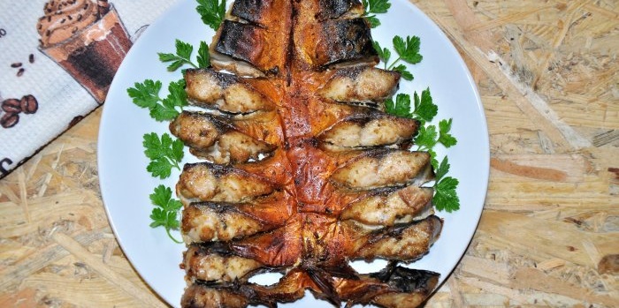 Mackerel in soy marinade in the oven