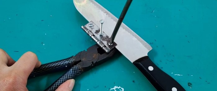 4 طرق لشحذ السكين بسرعة
