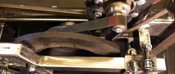 DIY ηλεκτρομηχανικό σιδηροπρίονο βασισμένο σε κόμβο αυτοκινήτου