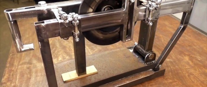 DIY electromechanical hacksaw batay sa hub ng kotse