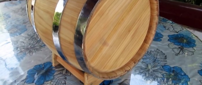 How to make a barrel from an old log
