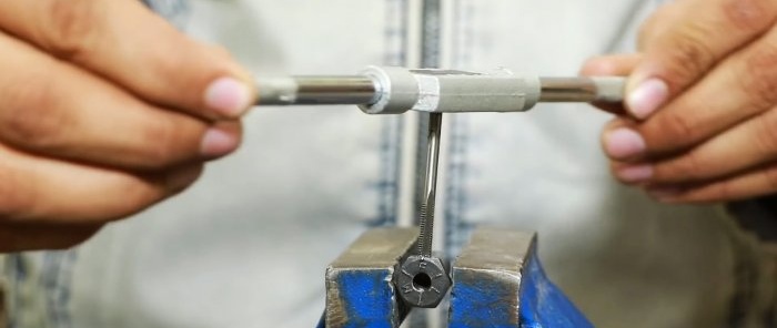 Cara memasang chuck gerudi pada aci motor elektrik nipis menggunakan bolt